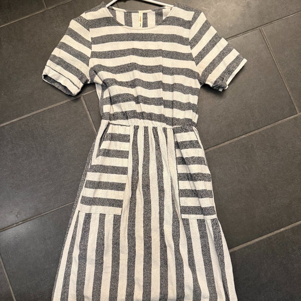 Orange Creek Black/Grey and White Striped Midi-dress- size small